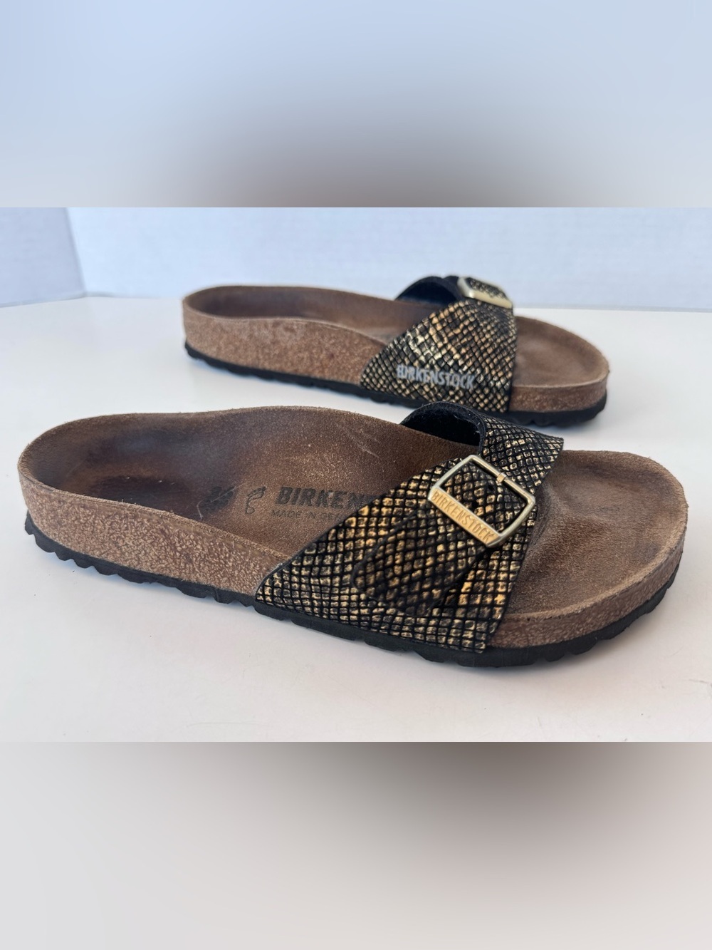 BIRKENSTOCK Madrid Metallic Python Black Gold Buckles Sandals Shoes Women’s 36